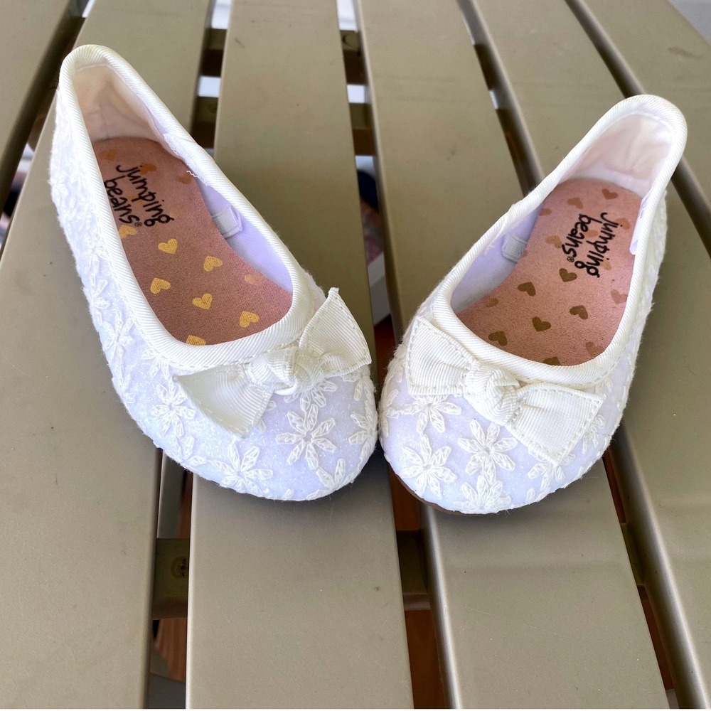 Jumping Beans White Floral Ballet Flats with Bow Accent - Size 7 Toddler‎